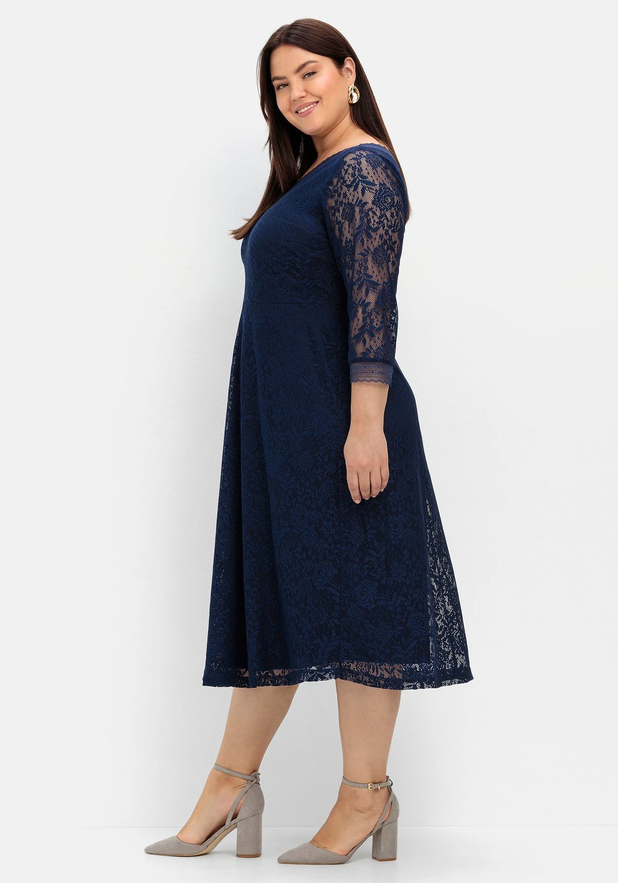 Sheego Abendkleid Aus Floraler Spitze 2 Sheego Abendkleid Aus Floraler Spitze – Bild 2