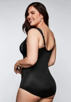 Sheego Body Ohne Bügel Mit Leichtem Shape-Effekt -Sheego Verkaufe 13451100289 035ND 00 SH