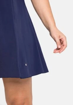 Sheego Badekleid Mit V-Ausschnitt Und Integrierter Hose. -Sheego Verkaufe 13604002018 04A8P 02 SH