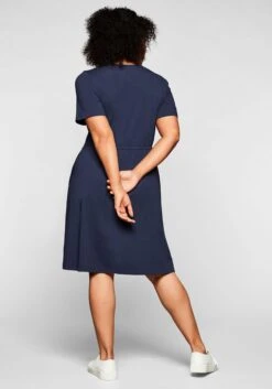 Sheego Jerseykleid Mit Cut-out Am Ausschnitt 8 Sheego Jerseykleid Mit Cut-out Am Ausschnitt -Sheego Verkaufe 13847200018 03UEJ 00 SH