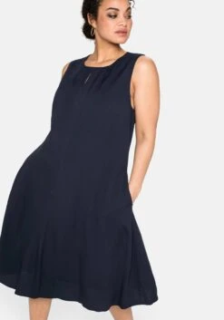 Sheego Ärmelloses Cocktailkleid Mit Falten-Detail 11 Sheego Ärmelloses Cocktailkleid Mit Falten-Detail -Sheego Verkaufe 14001500035 03WMM 02 SH