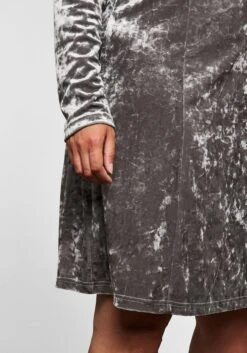 Sheego Kleid Aus Glänzendem Pannesamt -Sheego Verkaufe 14089901755 045OM 00 SH