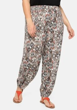 Sheego Strandhose Mit Seitlichen Smok-Einsätzen