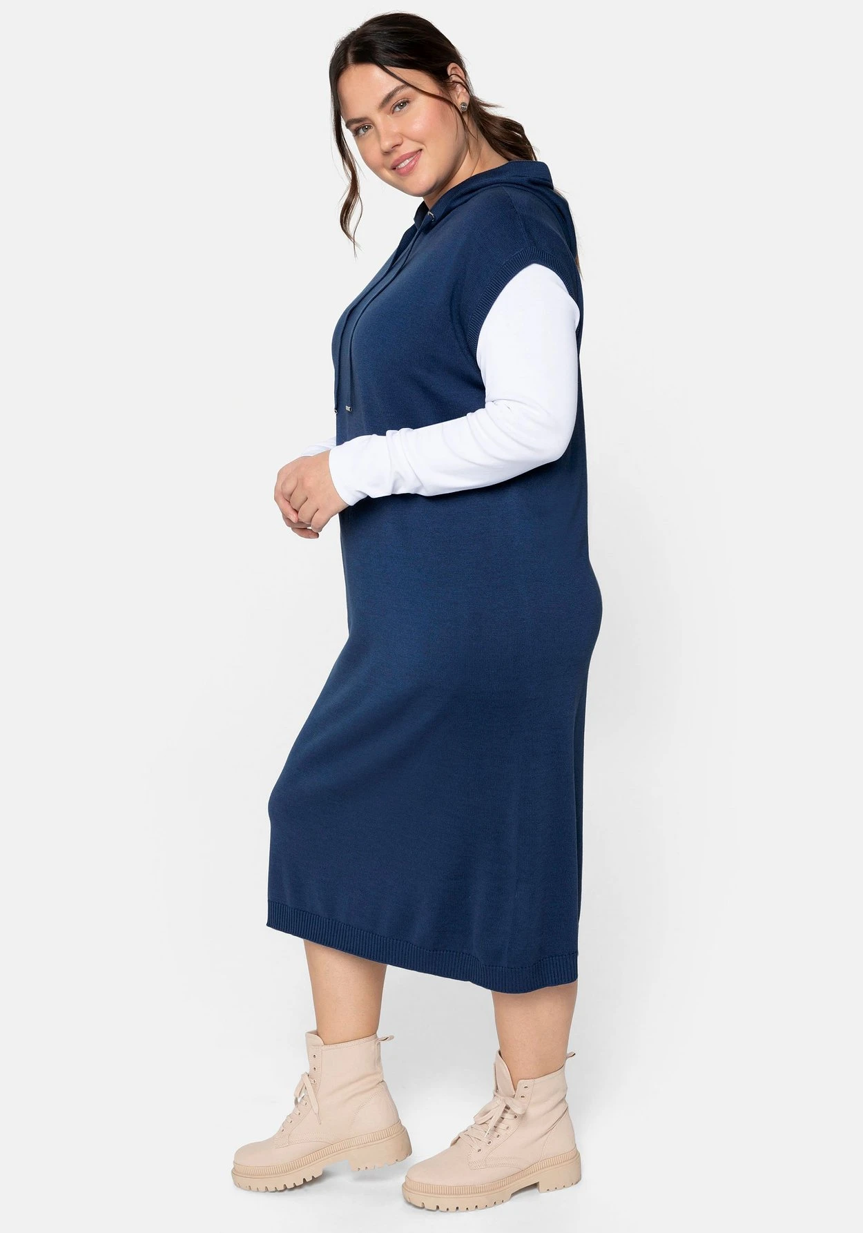 Sheego Ärmelloses Strickkleid Mit Kapuze, Midilänge 2 Sheego Ärmelloses Strickkleid Mit Kapuze, Midilänge – Bild 2