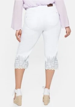 Sheego 3/4-Jeans Mit Stickerei Und Spitze Am Saum -Sheego Verkaufe 14415100299 04CJA 02 SH