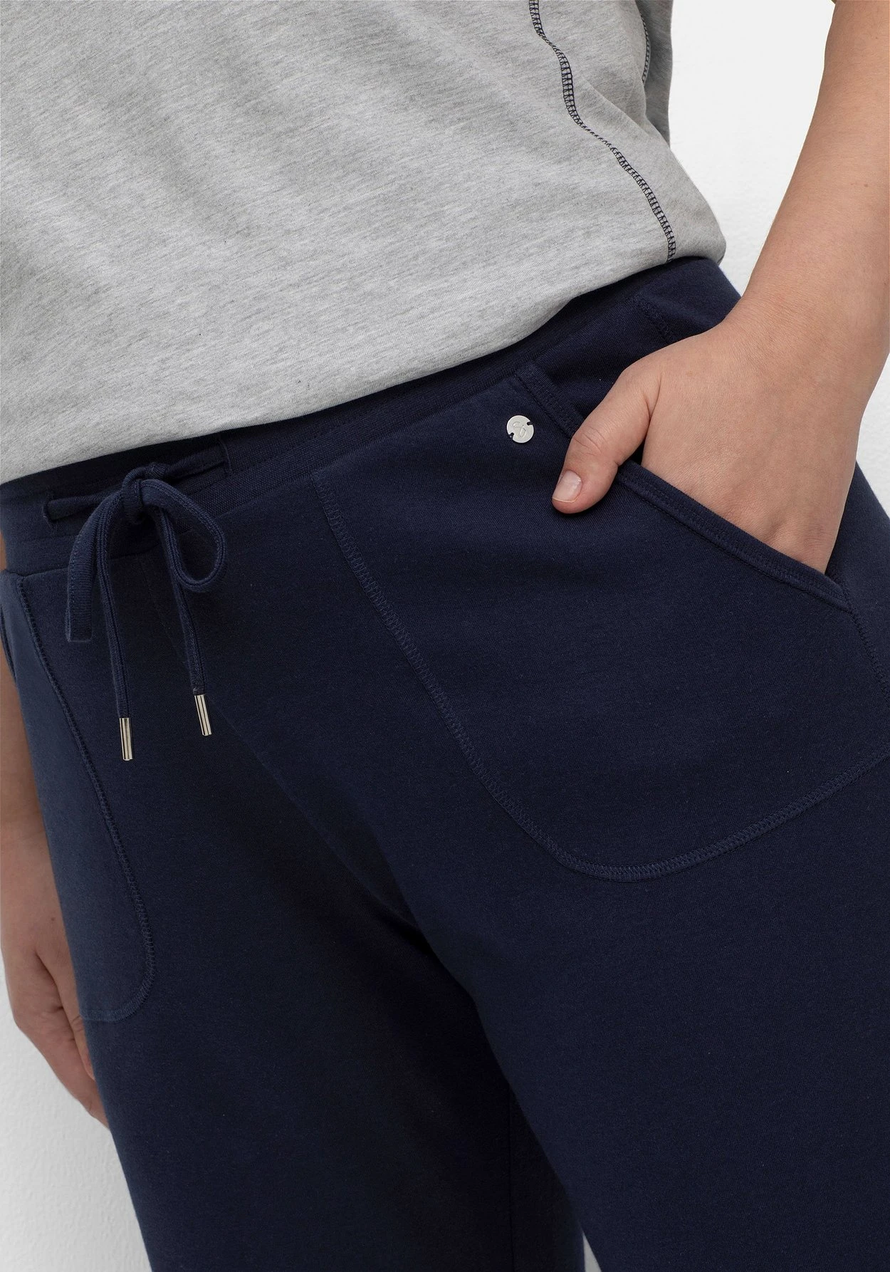 Sheego Relaxhose In Gerader Form, Aus Interlock 6 Sheego Relaxhose In Gerader Form, Aus Interlock – Bild 6